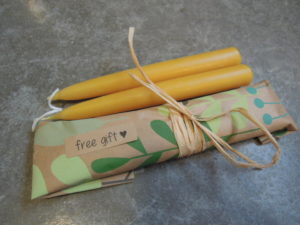 free, gift, beeswax, candles, nikkidesigns