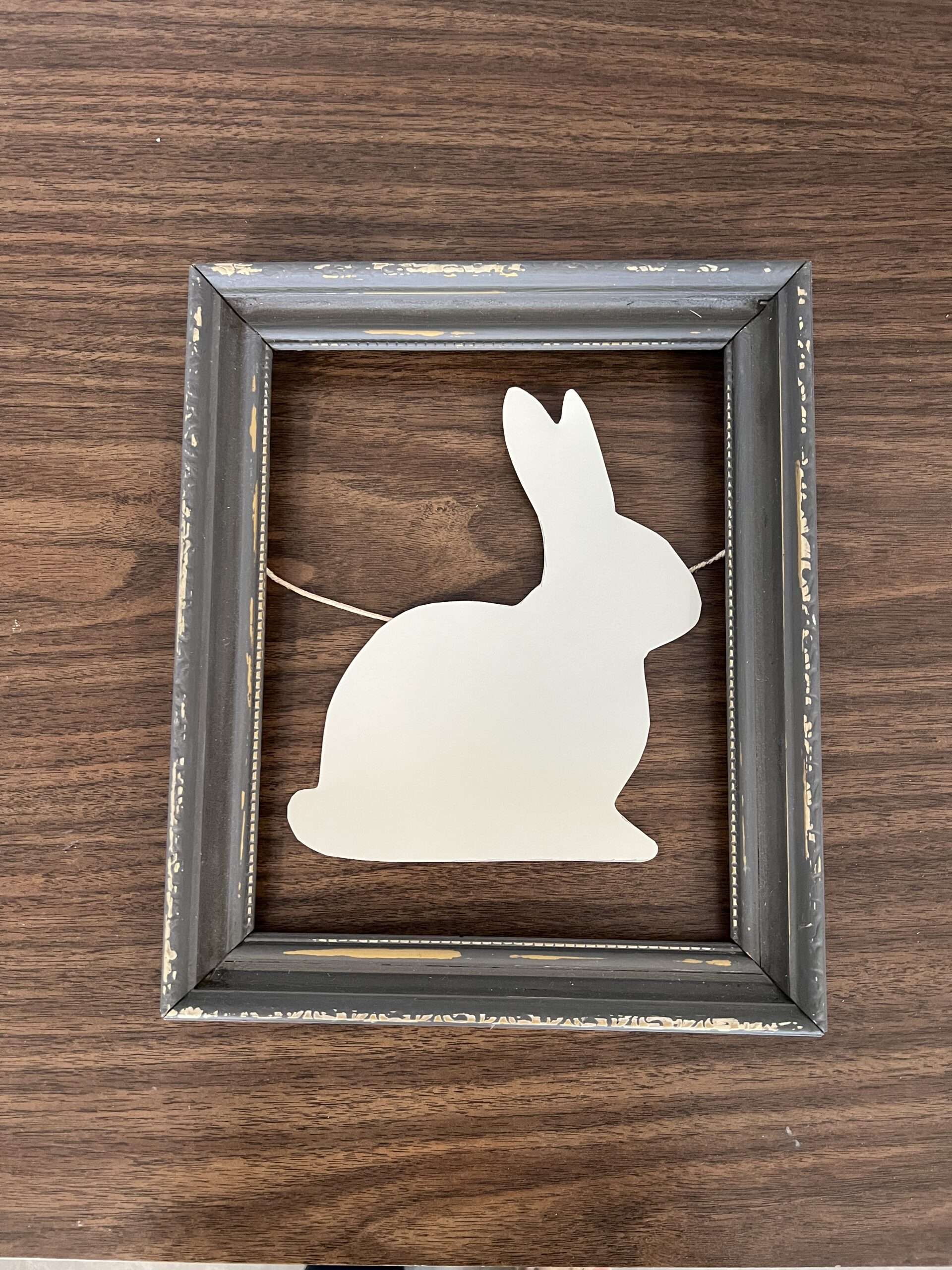 Farmhouse Bunny Art DIY - NikkiDesigns