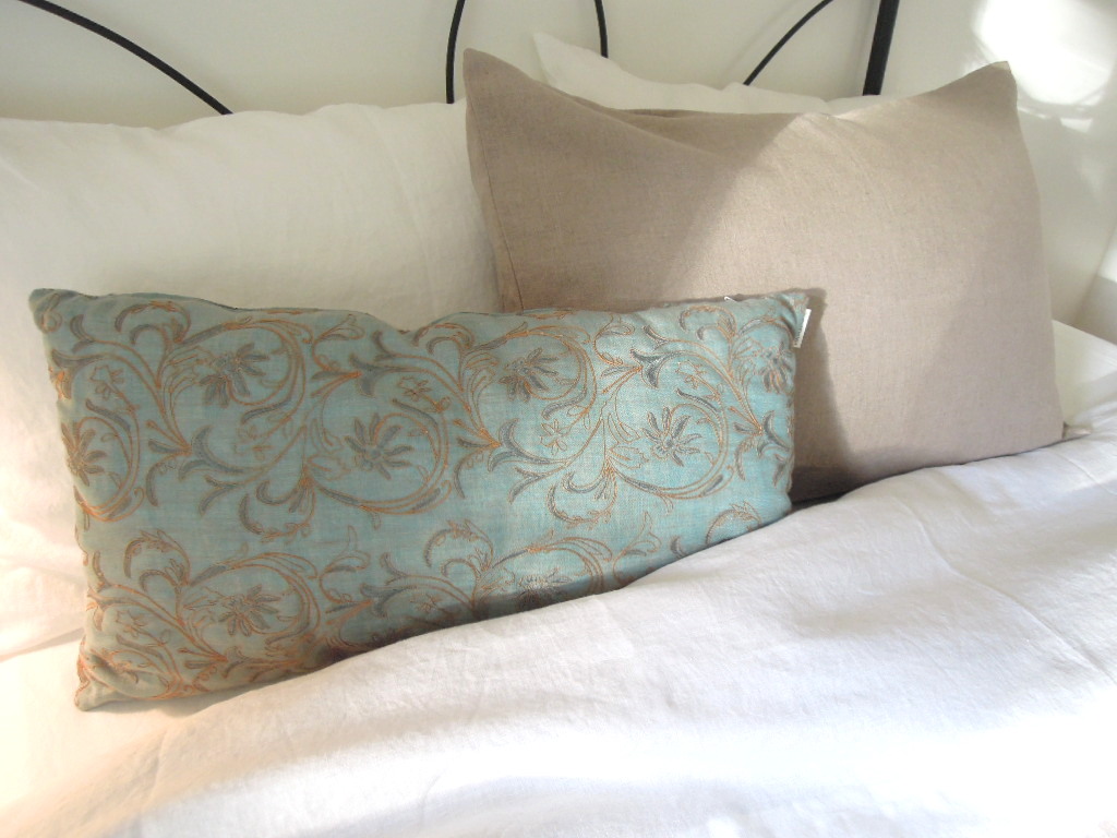 bedding, linen, pillows, duvet cover
